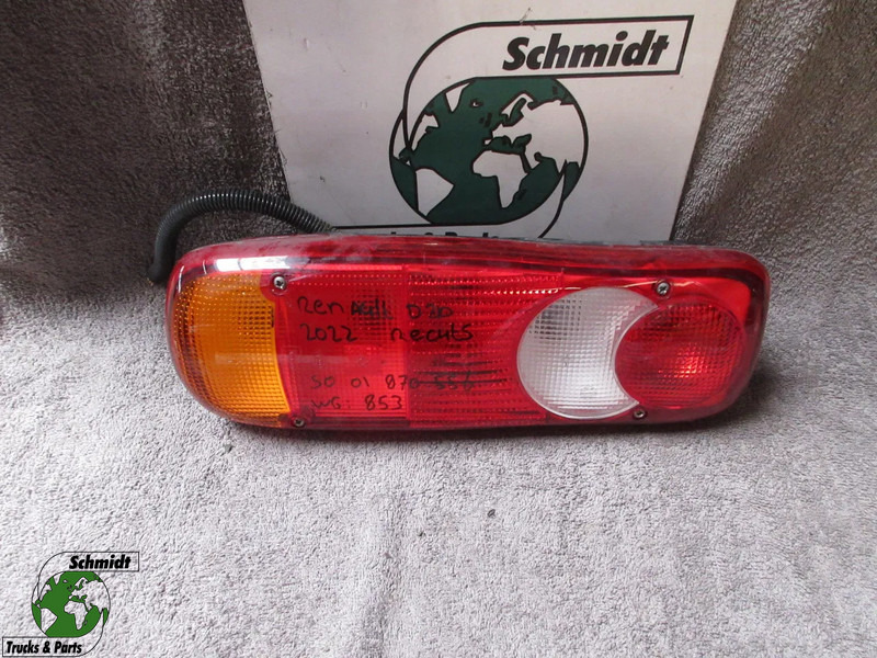 Renault 5010595382 // 5001870556 // 152251 152799 RECHTS EN LINKS EURO 6 - Feu arrière pour Camion: photos 1 Renault 5010595382 // 5001870556 // 152251 152799 RECHTS EN LINKS EURO 6 - Feu arrière pour Camion: photos 1