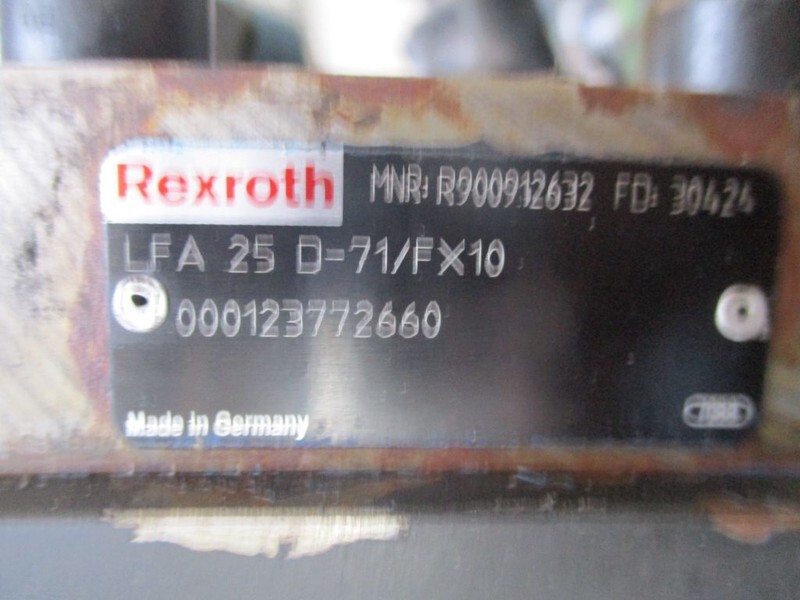 Rexroth LFA 16D-71/FX10 REXROTH HYDRODRIVE POMP DAF XF 106 EURO 6 4X4 - Hydraulique pour Camion: photos 4 Rexroth LFA 16D-71/FX10 REXROTH HYDRODRIVE POMP DAF XF 106 EURO 6 4X4 - Hydraulique pour Camion: photos 4