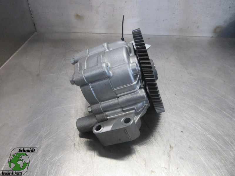 Scania 2106275 OLIEPOMP SCANIA G 450 EURO 6 MODEL 2018 - Moteur et pièces pour Camion: photos 1 Scania 2106275 OLIEPOMP SCANIA G 450 EURO 6 MODEL 2018 - Moteur et pièces pour Camion: photos 1