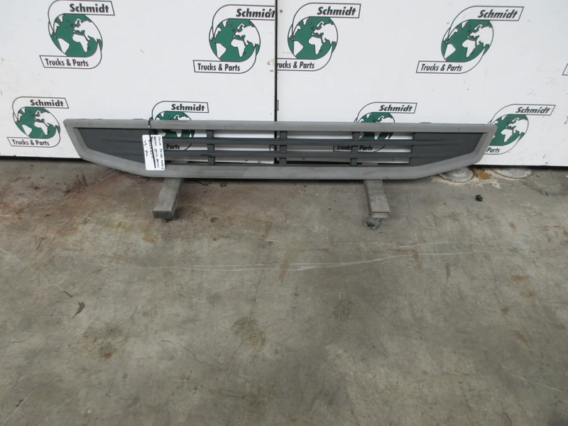 Volvo 82208512 GRILL VOLVO FH 460 EURO 6 - Calandre pour Camion: photos 4 Volvo 82208512 GRILL VOLVO FH 460 EURO 6 - Calandre pour Camion: photos 4