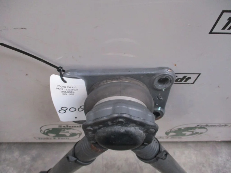 Volvo FH500 22238525 TRIANGEL EURO 6 - Stabilisateur en V pour Camion: photos 4 Volvo FH500 22238525 TRIANGEL EURO 6 - Stabilisateur en V pour Camion: photos 4