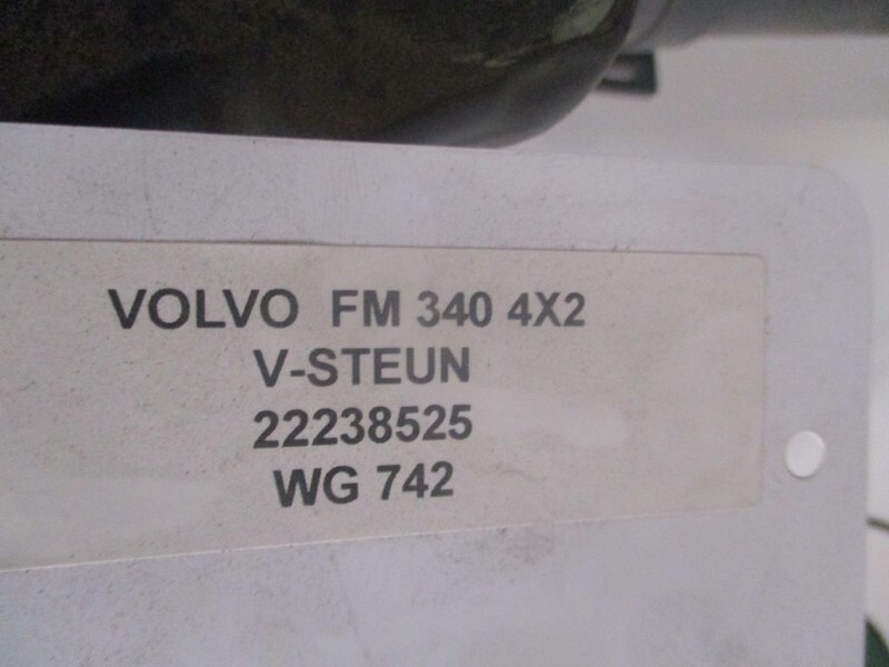 Volvo FM340 22238525 TRIANGEL EURO 6 - Stabilisateur en V pour Camion: photos 2 Volvo FM340 22238525 TRIANGEL EURO 6 - Stabilisateur en V pour Camion: photos 2