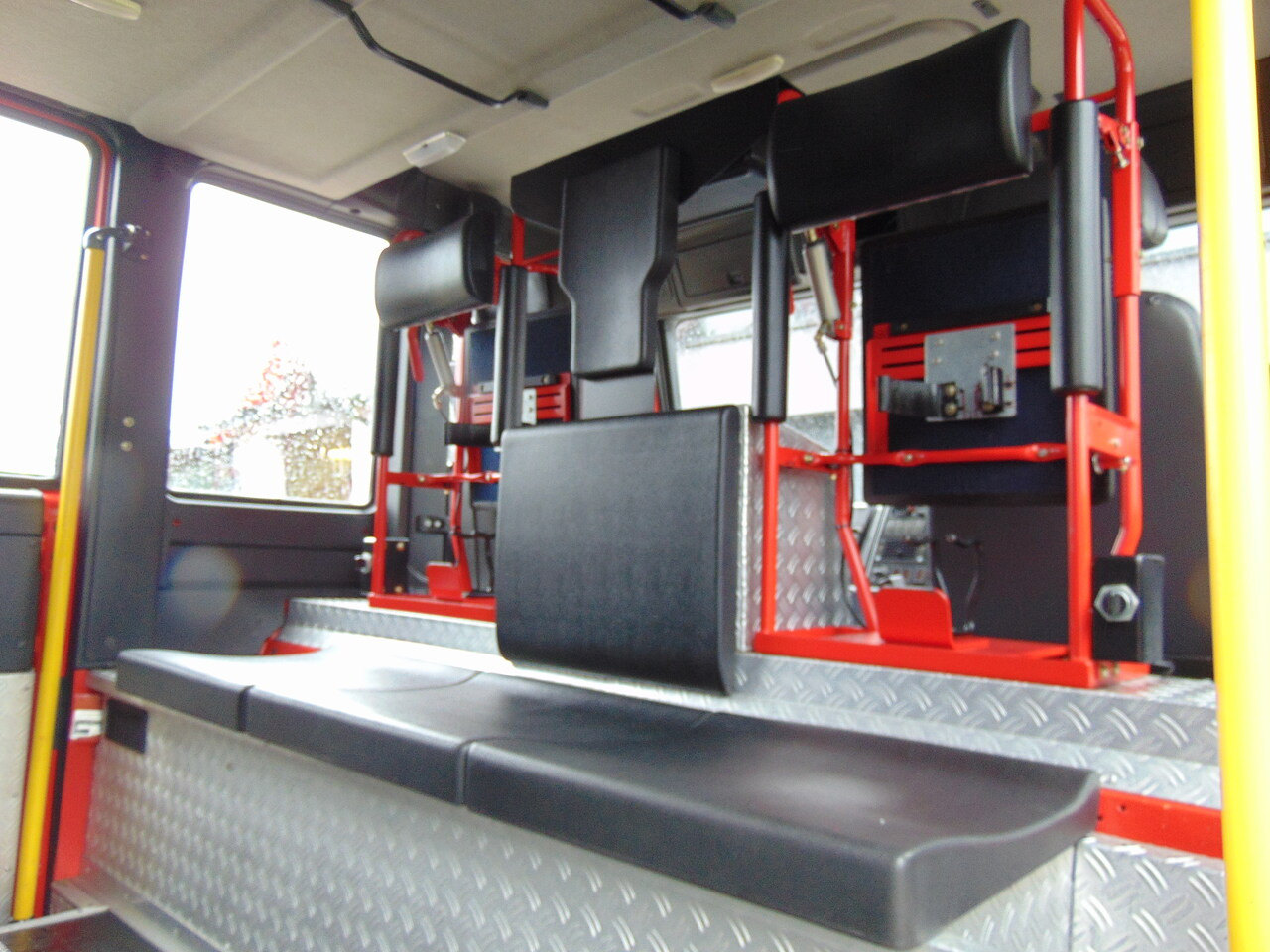 Camion de pompier IVECO EuroFire 140E24 4x4 MAGIRUS: photos 18