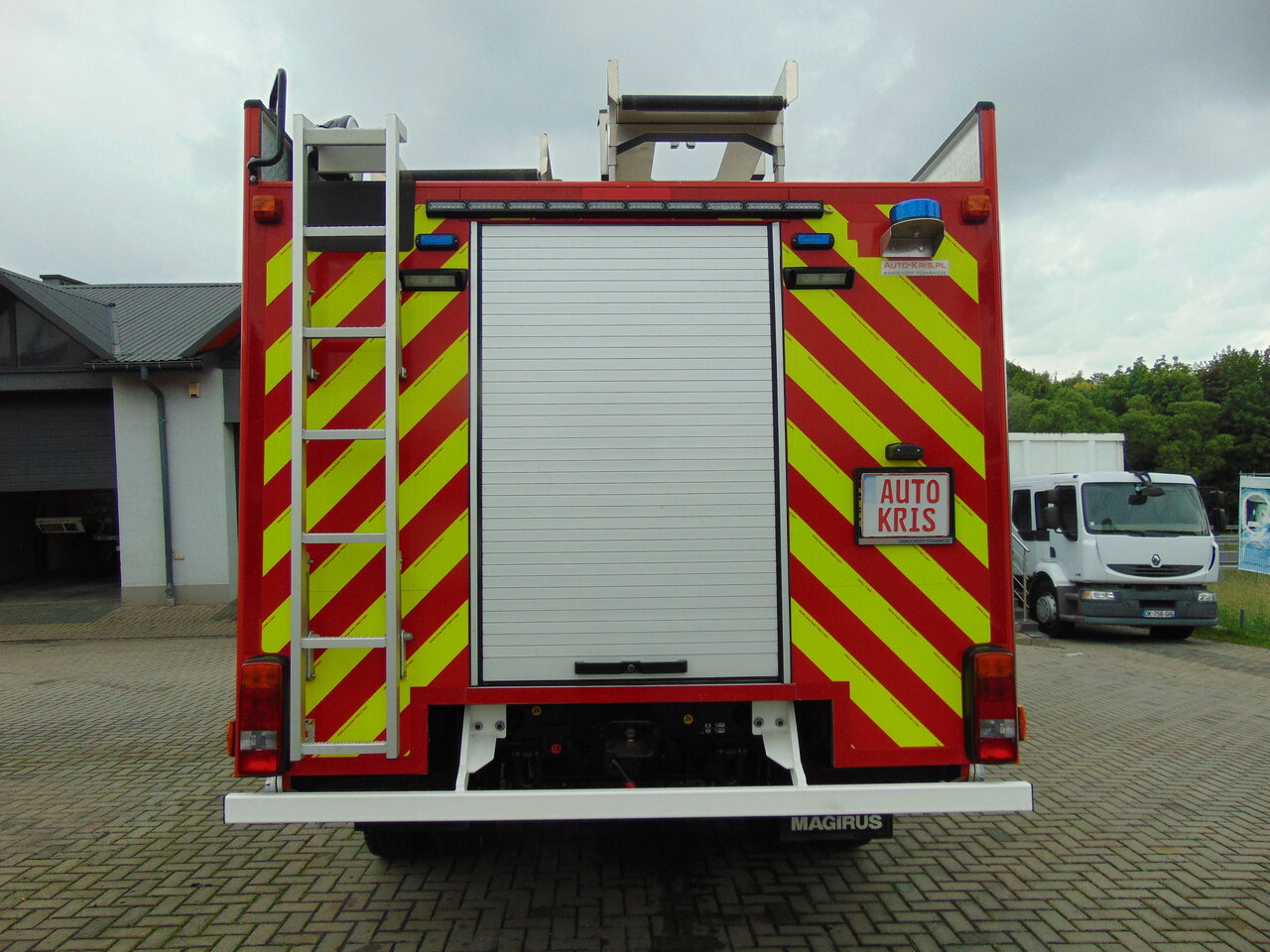 Camion de pompier IVECO EuroFire 140E24 4x4 MAGIRUS: photos 6