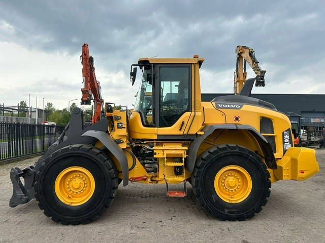 Volvo L90H - Chargeuse sur pneus: photos 1 Volvo L90H - Chargeuse sur pneus: photos 1
