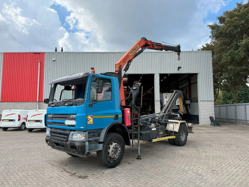 DAF CF75-310 / ENGINE RUNNING / PALFINGER PK10000 / FULL STEEL / 252039 KM / MANUAL / EURO-3 / 2005 - Camion grue: photos 1 DAF CF75-310 / ENGINE RUNNING / PALFINGER PK10000 / FULL STEEL / 252039 KM / MANUAL / EURO-3 / 2005 - Camion grue: photos 1