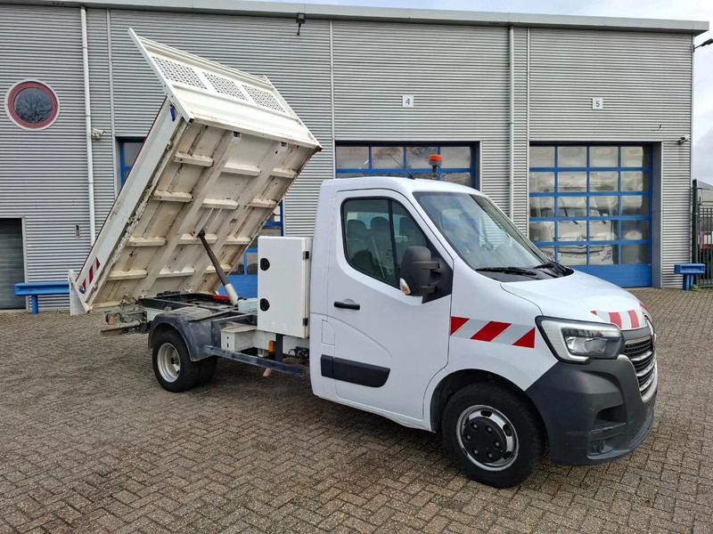 Renault Master / TIPPER / ONLY:59243 KM / NAVI / AIRCO / TEMPOMAAT / MANUAL / EURO-6 / 2021 - Utilitaire benne: photos 3 Renault Master / TIPPER / ONLY:59243 KM / NAVI / AIRCO / TEMPOMAAT / MANUAL / EURO-6 / 2021 - Utilitaire benne: photos 3