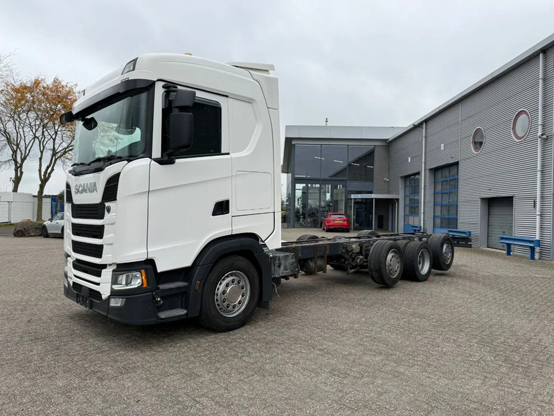 Scania NGS S500 / 8X2 / RETARDER / 2X LIFT+LENKACHSE / FULL-AIR / LWDS / LEATHER / FRIDGE / AUTOMATIC / EURO-6 / 2018 - Châssis cabine: photos 1 Scania NGS S500 / 8X2 / RETARDER / 2X LIFT+LENKACHSE / FULL-AIR / LWDS / LEATHER / FRIDGE / AUTOMATIC / EURO-6 / 2018 - Châssis cabine: photos 1