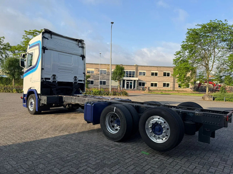 Scania NGS S500 / NL TRUCK / TUV:11-03-2026 / PARKCOOL / DOUBLE TANK / LEATHER / ALCOA / AUTOMATIC / EURO-6 / 2018 - Châssis cabine: photos 3 Scania NGS S500 / NL TRUCK / TUV:11-03-2026 / PARKCOOL / DOUBLE TANK / LEATHER / ALCOA / AUTOMATIC / EURO-6 / 2018 - Châssis cabine: photos 3
