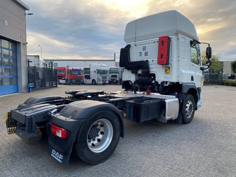 DAF CF450 / ADR / INTARDER / LWDS / ONLY:423325 KM / PARKCOOL / AUTOMATIC / EURO-6 / 2018 - Tracteur routier: photos 5 DAF CF450 / ADR / INTARDER / LWDS / ONLY:423325 KM / PARKCOOL / AUTOMATIC / EURO-6 / 2018 - Tracteur routier: photos 5