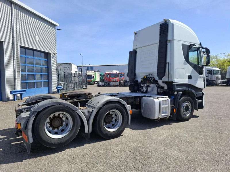 Iveco Stralis 440 / HYDRAULICS / BOOGIE / FRIDGE / 2XBED / 620664 KM / AIRCO / AUTOMATIC / EURO-6 / 2015 - Tracteur routier: photos 5 Iveco Stralis 440 / HYDRAULICS / BOOGIE / FRIDGE / 2XBED / 620664 KM / AIRCO / AUTOMATIC / EURO-6 / 2015 - Tracteur routier: photos 5