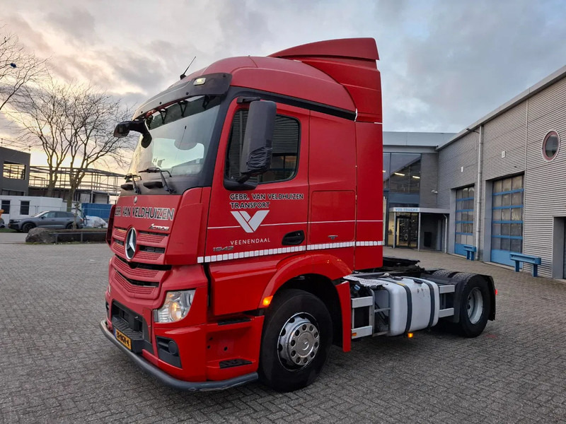 Mercedes-Benz Actros 1942 / NL TRUCK / TUV:25-08-2026 / ONLY:632483 KM / LWDS / CLEAN TRUCK / AUTOMATIC / EURO-6 / 2016 - Tracteur routier: photos 1 Mercedes-Benz Actros 1942 / NL TRUCK / TUV:25-08-2026 / ONLY:632483 KM / LWDS / CLEAN TRUCK / AUTOMATIC / EURO-6 / 2016 - Tracteur routier: photos 1