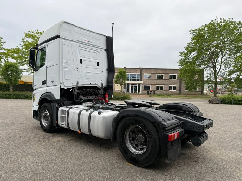 Mercedes-Benz Actros 1945 / HYDRAULICS / LWDS / AIRCO / SMART TACHO / 2XBED / FRIDGE / AUTOMATIC / EURO-6 / 2019 - Tracteur routier: photos 3 Mercedes-Benz Actros 1945 / HYDRAULICS / LWDS / AIRCO / SMART TACHO / 2XBED / FRIDGE / AUTOMATIC / EURO-6 / 2019 - Tracteur routier: photos 3