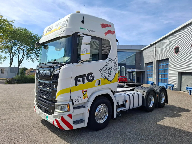 Scania NGS R650 V8 / 6X4 / RETARDER / 2X BIG AXLE / PARKCOOL / DOUBLE TANK / INLINER / FULL-AIR / ALCOA / LEATHER / NAVI / GEN2 V2 / EU - Tracteur routier: photos 1 Scania NGS R650 V8 / 6X4 / RETARDER / 2X BIG AXLE / PARKCOOL / DOUBLE TANK / INLINER / FULL-AIR / ALCOA / LEATHER / NAVI / GEN2 V2 / EU - Tracteur routier: photos 1