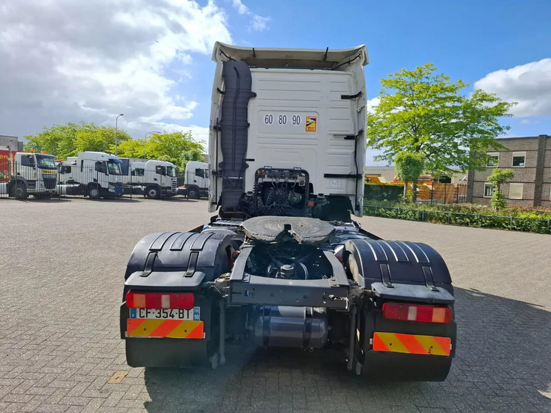 Volvo FH13-540 / HYDRAULICS / VEB+ / TUV:01-04-2026 / FRIDGE / AIRCO / SIDESKIRTS / AUTOMATIC / EURO-5 / 2012 - Tracteur routier: photos 4 Volvo FH13-540 / HYDRAULICS / VEB+ / TUV:01-04-2026 / FRIDGE / AIRCO / SIDESKIRTS / AUTOMATIC / EURO-5 / 2012 - Tracteur routier: photos 4