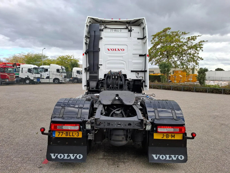 Volvo FH4-460 / CLEAN NL TRUCK / VEB+ / ADR / ACC / LWDS / DAS / DOUBLE TANK / LEATHER / FRIDGE / ALCOA / EURO-6 / 2016 - Tracteur routier: photos 4 Volvo FH4-460 / CLEAN NL TRUCK / VEB+ / ADR / ACC / LWDS / DAS / DOUBLE TANK / LEATHER / FRIDGE / ALCOA / EURO-6 / 2016 - Tracteur routier: photos 4