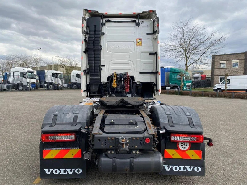 Volvo FH4-500 / VEB+ / HYDRAULICS / LWDS / I-PARCOOL / FRIDGE / AUTOMATIC / EURO-6 / 2018 - Tracteur routier: photos 4 Volvo FH4-500 / VEB+ / HYDRAULICS / LWDS / I-PARCOOL / FRIDGE / AUTOMATIC / EURO-6 / 2018 - Tracteur routier: photos 4