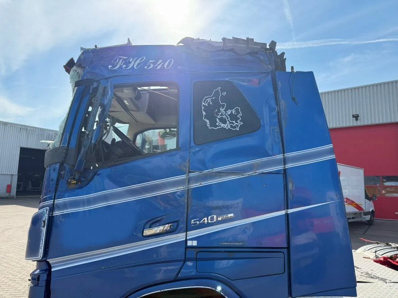 Volvo FH4-540 / ENGINE RUNNING / VEB+ / HYDRAULICS / DYNAMIC STEERING / LWDS / AUTOMATIC / EURO-6 / 2017 - crédit-bail Volvo FH4-540 / ENGINE RUNNING / VEB+ / HYDRAULICS / DYNAMIC STEERING / LWDS / AUTOMATIC / EURO-6 / 2017: photos 9
