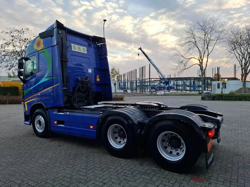 Volvo FH4-540 / VEB+ / RETARDER / 60TON / I-PARKCOOL / DOUBLE TANK / TUV:06-05-2026 / INLINER / FULL-AIR / AUTOMATIC / EURO-6 / 2018 - Tracteur routier: photos 3 Volvo FH4-540 / VEB+ / RETARDER / 60TON / I-PARKCOOL / DOUBLE TANK / TUV:06-05-2026 / INLINER / FULL-AIR / AUTOMATIC / EURO-6 / 2018 - Tracteur routier: photos 3