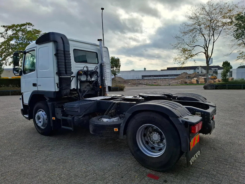 Volvo FM11-410 / RETARDER / AIRCO / AUTOMATIC / EURO-5 / 2011 - Tracteur routier: photos 3 Volvo FM11-410 / RETARDER / AIRCO / AUTOMATIC / EURO-5 / 2011 - Tracteur routier: photos 3