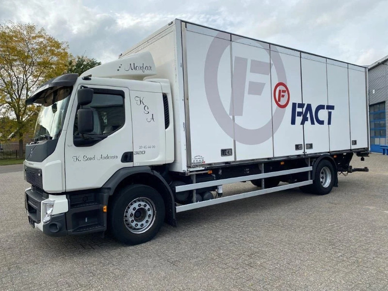 Volvo FE320 ONLY-463904-KM / CLOSED BOX / LOAD LIFT / AUTOMATIC / SIDE DOORS / EURO-6 / 2014 - Camion fourgon: photos 1 Volvo FE320 ONLY-463904-KM / CLOSED BOX / LOAD LIFT / AUTOMATIC / SIDE DOORS / EURO-6 / 2014 - Camion fourgon: photos 1