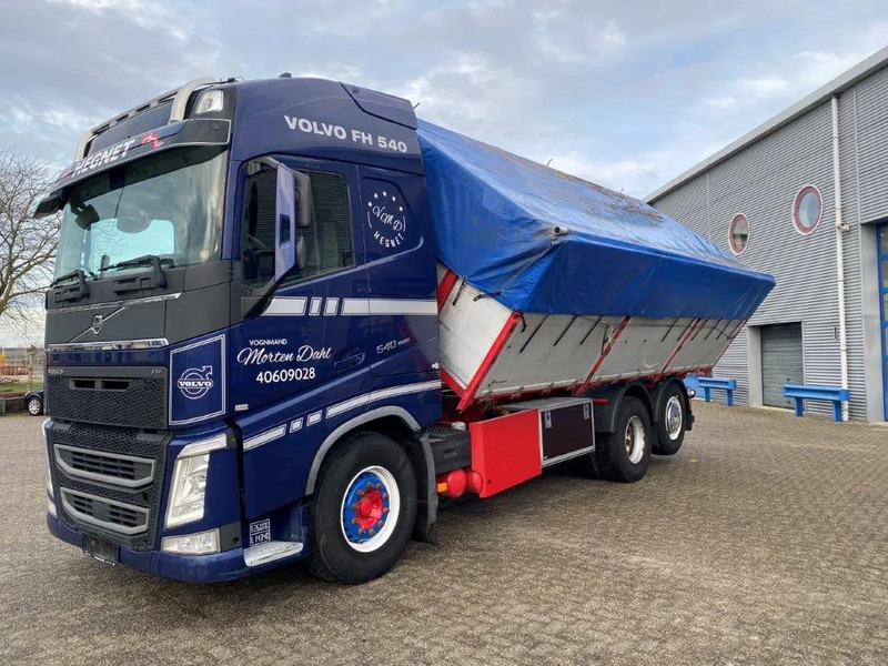 Volvo FH4-540 / VEB+ / ACC / LWDS / 3SIDE TIPPER / DYNAMIC STEERING / LEATHER / FULL-AIR / AUTOMATIC / EURO-6 / 2017 - Camion benne: photos 2 Volvo FH4-540 / VEB+ / ACC / LWDS / 3SIDE TIPPER / DYNAMIC STEERING / LEATHER / FULL-AIR / AUTOMATIC / EURO-6 / 2017 - Camion benne: photos 2