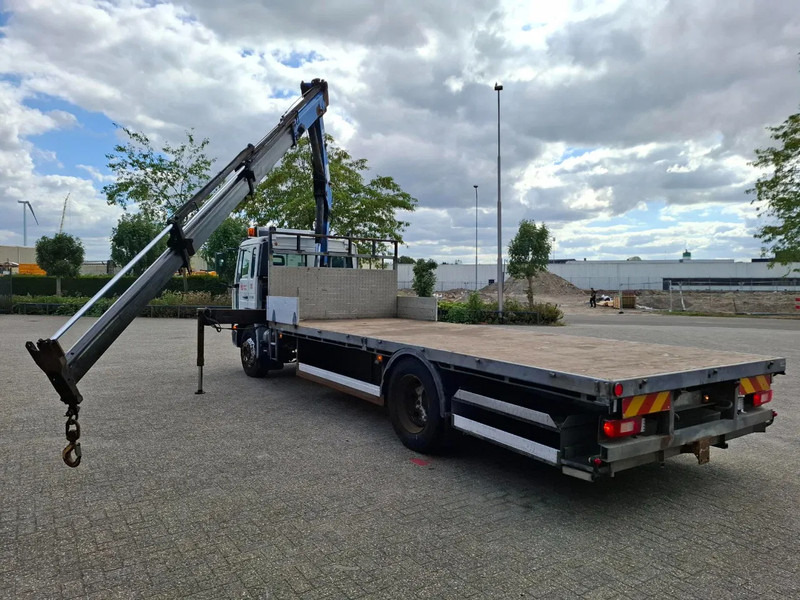 Volvo FL6-220 / HMF 910 / REMOTE / ONLY:493620 KM / AIRCO / FULL-AIR / MANUAL / EURO-3 / 2003 - Camion grue: photos 3 Volvo FL6-220 / HMF 910 / REMOTE / ONLY:493620 KM / AIRCO / FULL-AIR / MANUAL / EURO-3 / 2003 - Camion grue: photos 3