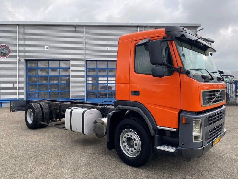 Volvo FM9-260 / HYDRAULICS / NL TRUCK / AUTOMATIC / EURO-3 / 2005 - Châssis cabine: photos 2 Volvo FM9-260 / HYDRAULICS / NL TRUCK / AUTOMATIC / EURO-3 / 2005 - Châssis cabine: photos 2