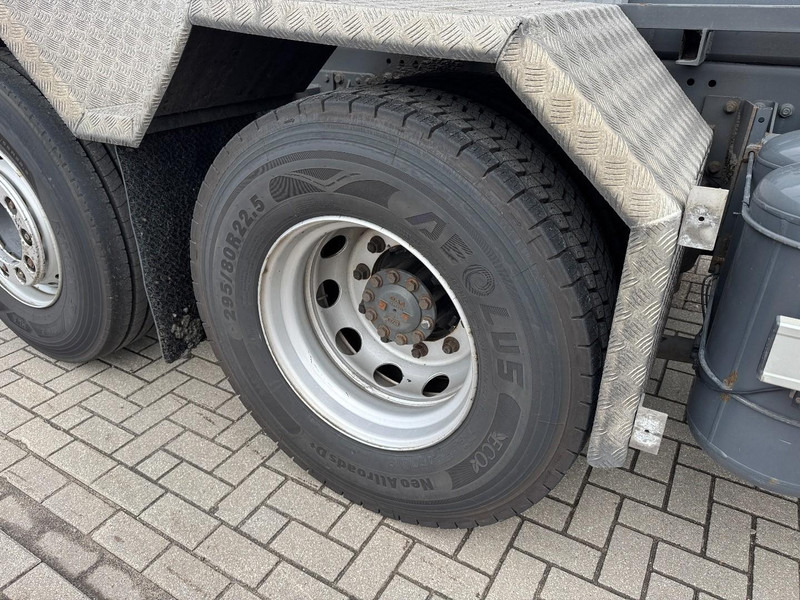 Camion grue DAF CF85-360 6x2 HMF 1580 / 4S, EURO 5: photos 18