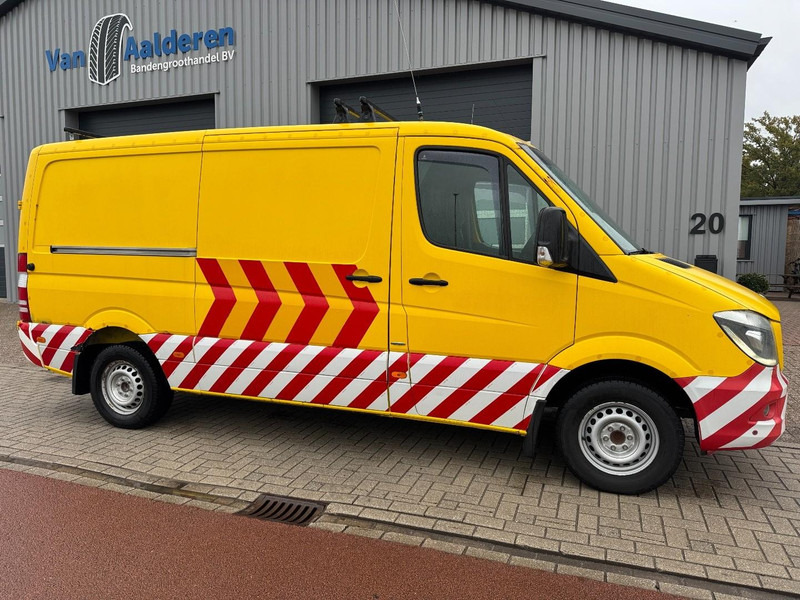 Mercedes-Benz 319 L2/H1 BF3 Begleit-/Convooi-/Begleiding-/Camper - Fourgon utilitaire: photos 2 Mercedes-Benz 319 L2/H1 BF3 Begleit-/Convooi-/Begleiding-/Camper - Fourgon utilitaire: photos 2