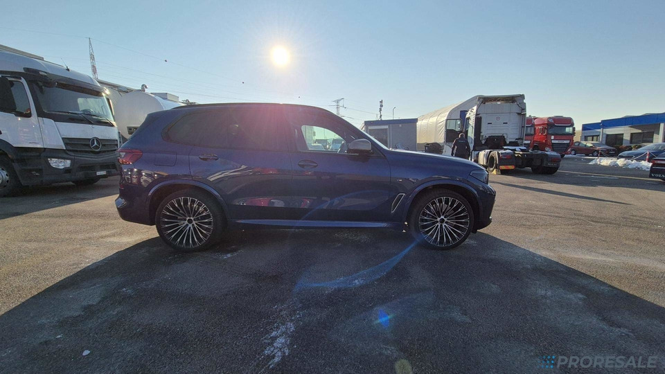 BMW X5 M50D 3,0 294 kW - SUV: photos 3 BMW X5 M50D 3,0 294 kW - SUV: photos 3