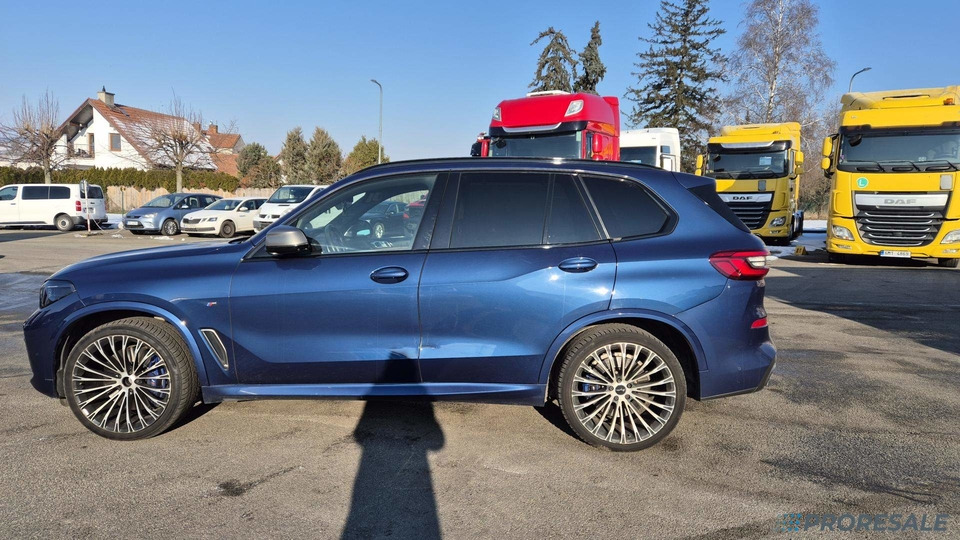 BMW X5 M50D 3,0 294 kW - SUV: photos 4 BMW X5 M50D 3,0 294 kW - SUV: photos 4