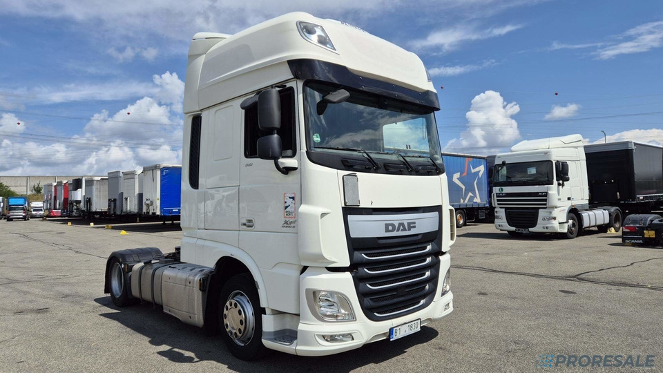 DAF XF 510 FT LOW DECK SSC EURO 6 - Tracteur routier: photos 1 DAF XF 510 FT LOW DECK SSC EURO 6 - Tracteur routier: photos 1