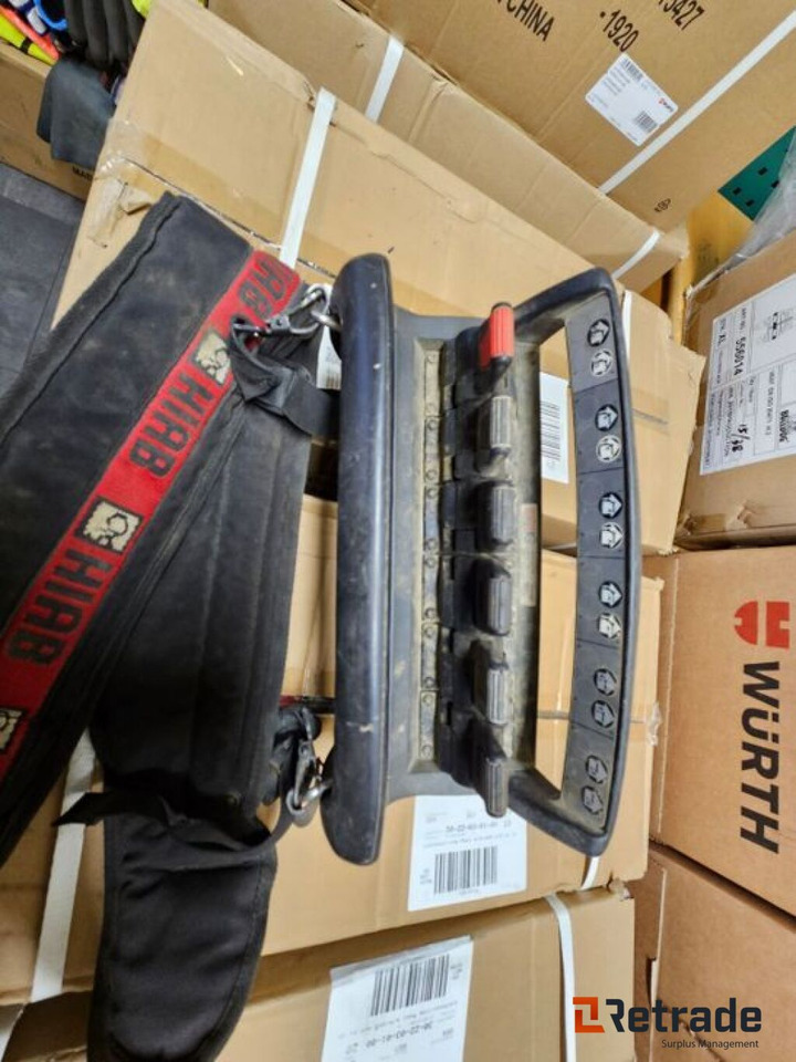 2004 mod.MAN kranbil - Camion plateau, Camion grue: photos 4 2004 mod.MAN kranbil - Camion plateau, Camion grue: photos 4