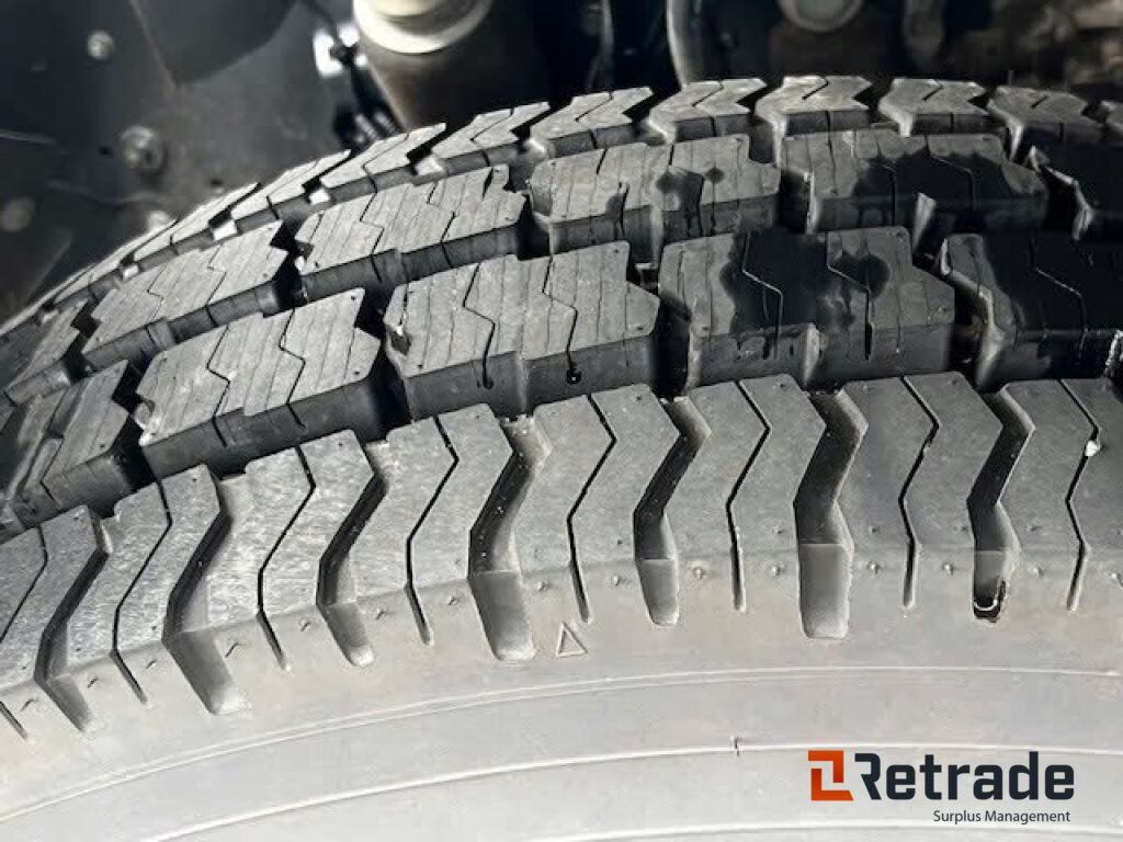 Camion avec nacelle Bronto S35MDT skylift: photos 10