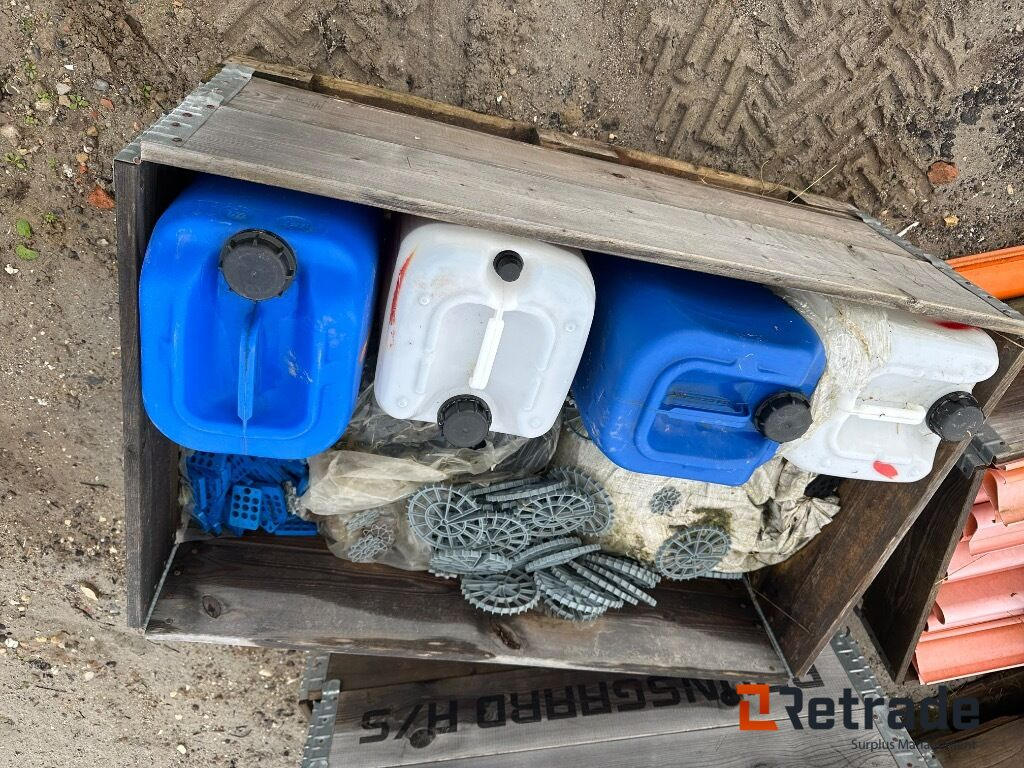 Diverse paller til beton - Matériel de chantier: photos 5 Diverse paller til beton - Matériel de chantier: photos 5