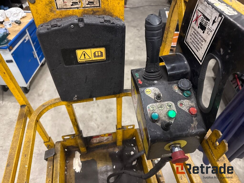 Engins de chantier Sakselift Haulotte Optimum 8 - 8 meter / scissor lift: photos 12