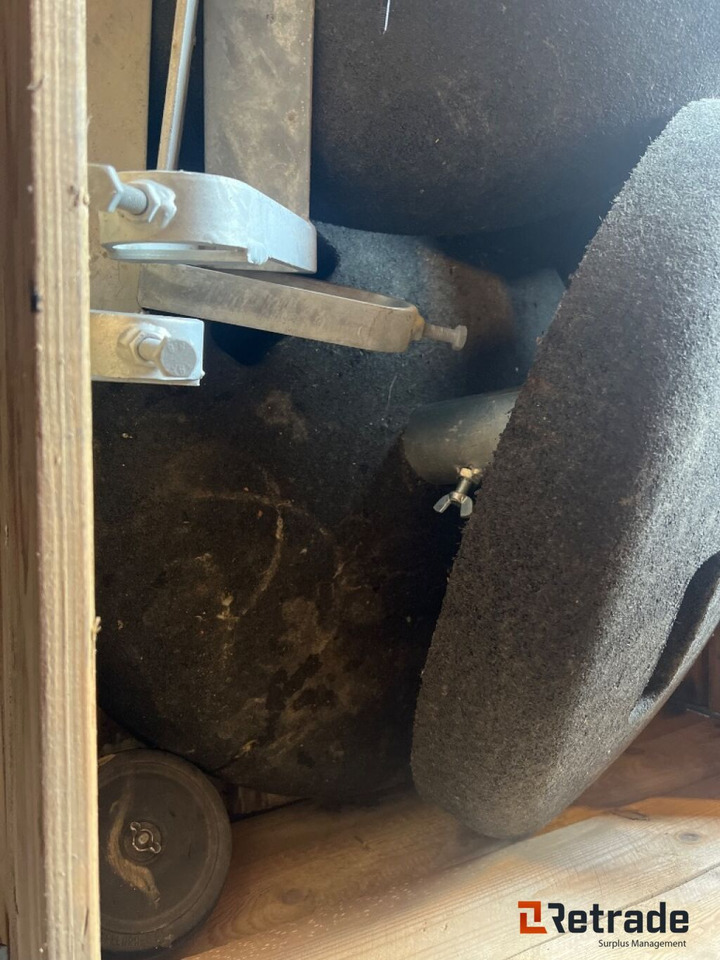 Fot til veiskilt - Matériel de chantier: photos 4 Fot til veiskilt - Matériel de chantier: photos 4