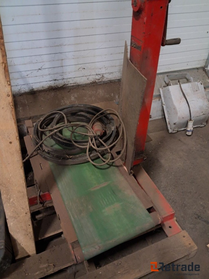 Machine agricole De Lignie - vægt med mængde styring og sybånd: photos 17 Machine agricole De Lignie - vægt med mængde styring og sybånd: photos 17