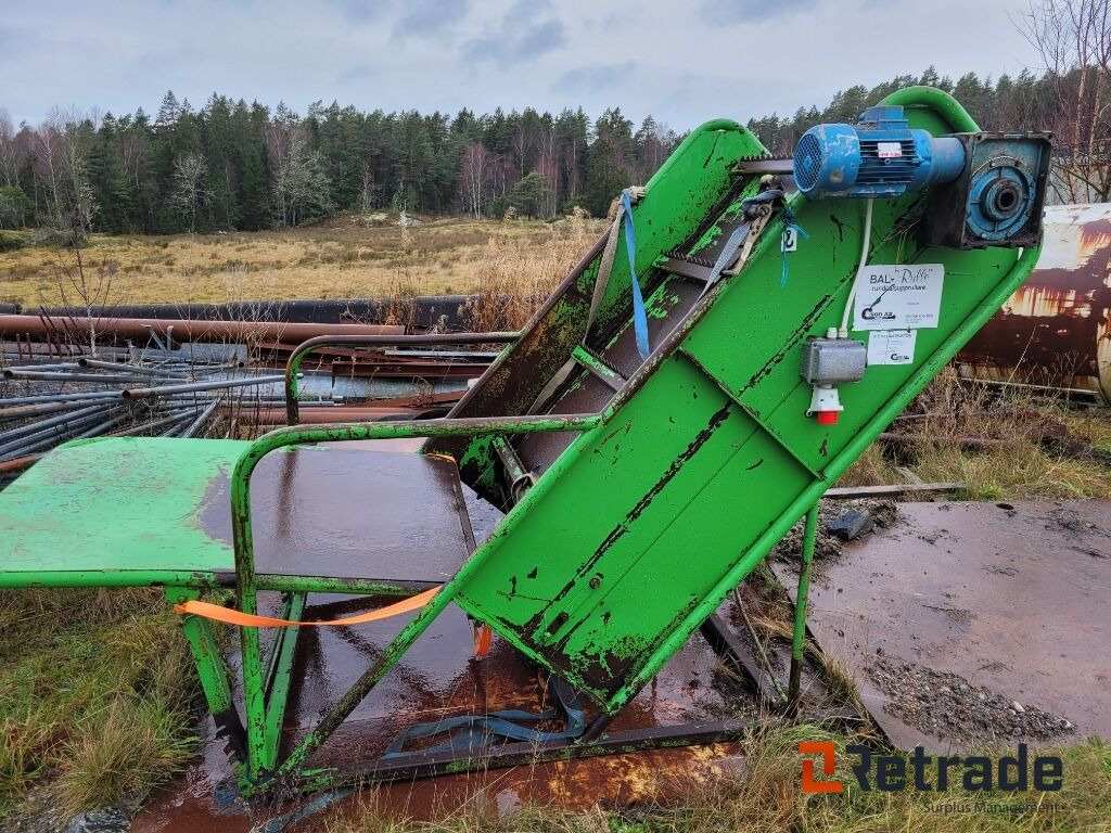 Rundbalsupprullare Bal-rulle - Machine agricole: photos 2 Rundbalsupprullare Bal-rulle - Machine agricole: photos 2