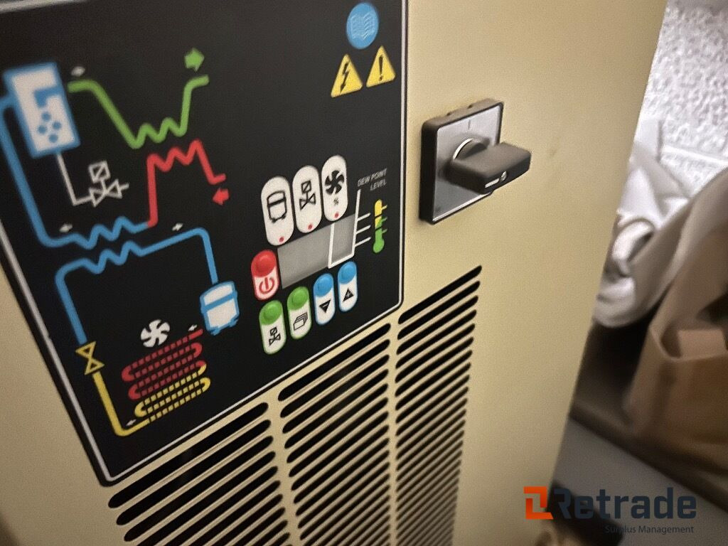 Matériel industriel 2015 Luft kompressor  IR Ingersoll Rand  IRN18K-CC-HV og 2012 Luftørker D24 0IN-A: photos 12