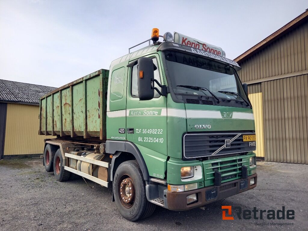 Volvo FH12,420 6x2 med container wire hejs og HMF kran. - Camion benne: photos 2 Volvo FH12,420 6x2 med container wire hejs og HMF kran. - Camion benne: photos 2