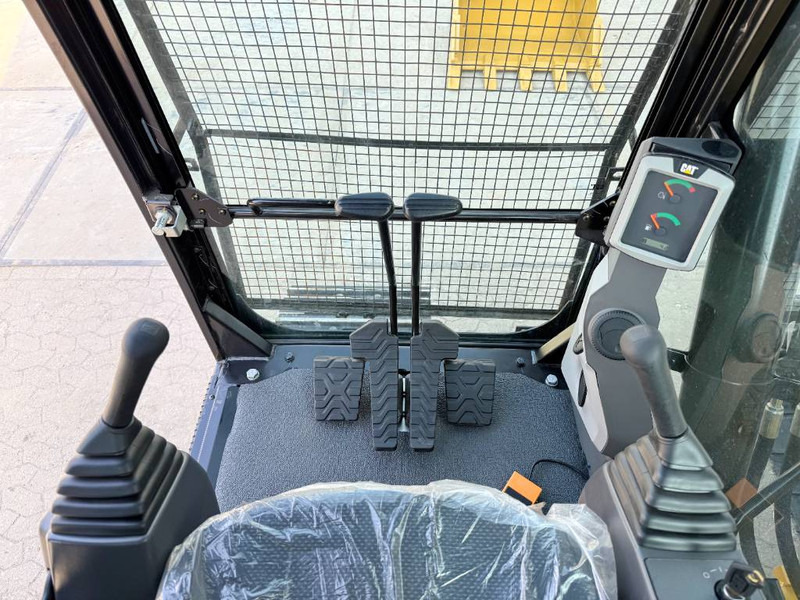 Pelle sur chenille neuf Cat 323D3 *2025 Model* - Hammer Lines: photos 9