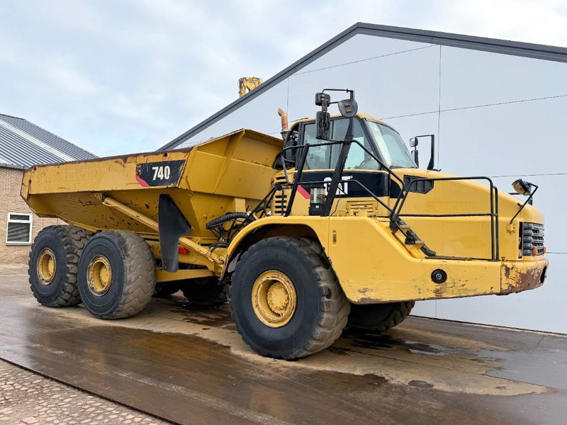 Cat 740 - Automatic Greasing / Body Heating / AC - Tombereau articulé: photos 5 Cat 740 - Automatic Greasing / Body Heating / AC - Tombereau articulé: photos 5