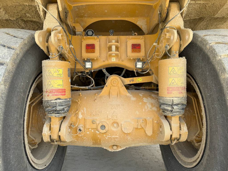 Cat 777G - German Machine / C32 V12 Engine - Tombereau rigide: photos 5 Cat 777G - German Machine / C32 V12 Engine - Tombereau rigide: photos 5