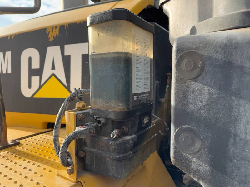 Chargeuse sur pneus Cat 972M - German Machine / Automatic Greasing: photos 19