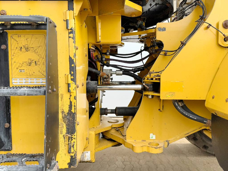Chargeuse sur pneus Cat 972M - German Machine / Automatic Greasing: photos 18