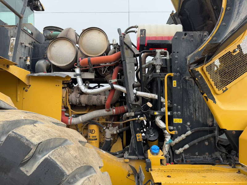 Chargeuse sur pneus Cat 972M - German Machine / Automatic Greasing: photos 20