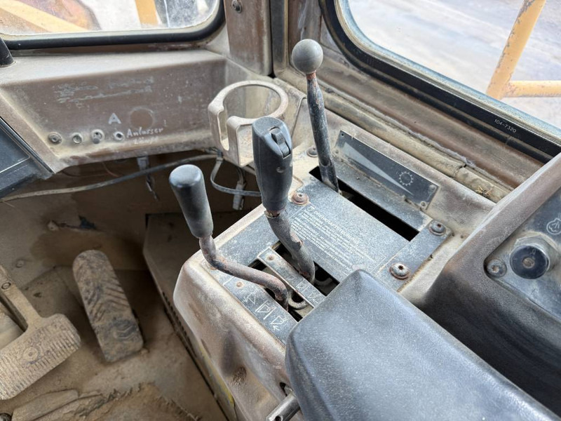 Chargeuse sur pneus Cat 988F - German Machine / Automatic Greasing: photos 13