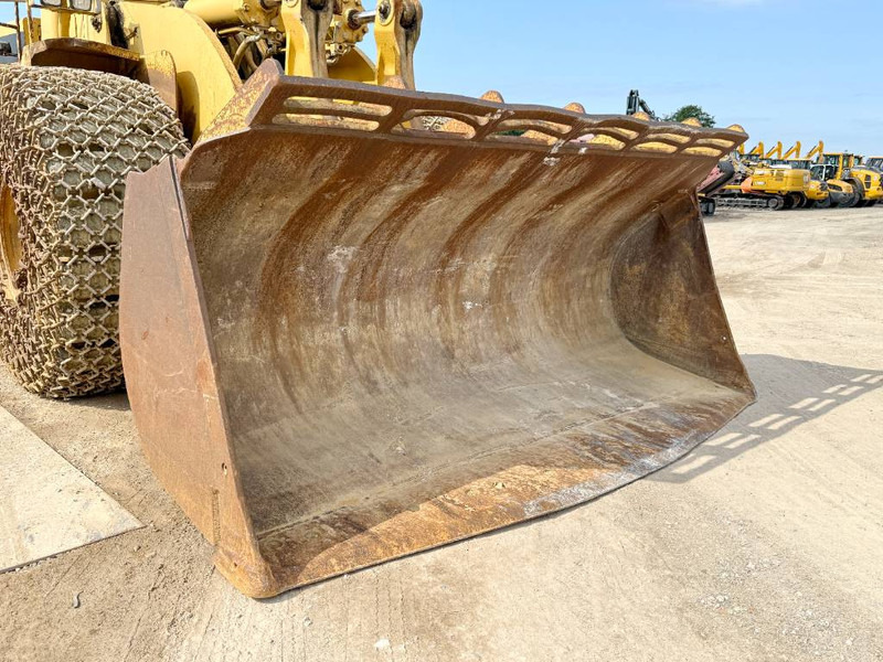 Chargeuse sur pneus Cat 988F - German Machine / Automatic Greasing: photos 16